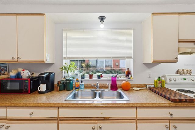 1619 SUPONIC AVENUE, Sarasota, FL 34243