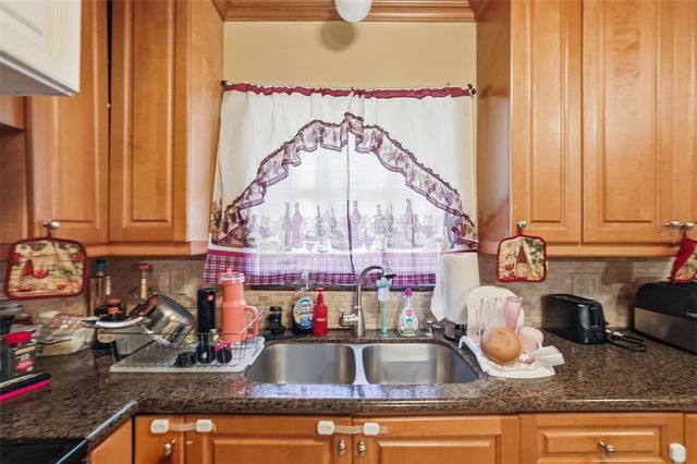 1619 SUPONIC AVENUE, Sarasota, FL 34243