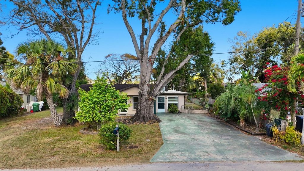 1619 SUPONIC AVENUE, SARASOTA, FL 34243 — photo 2