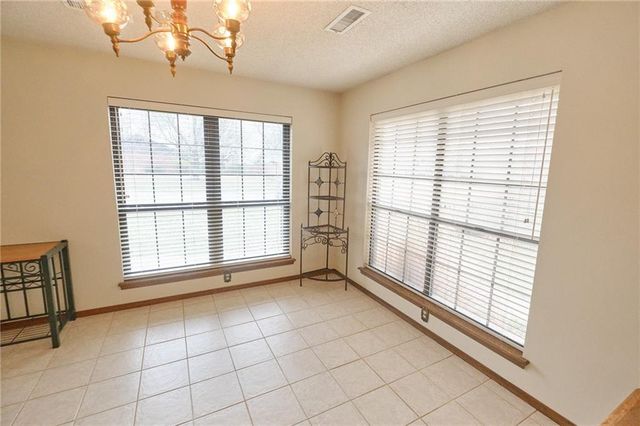 2614 S Stilwell Street, Pittsburg, KS 66762