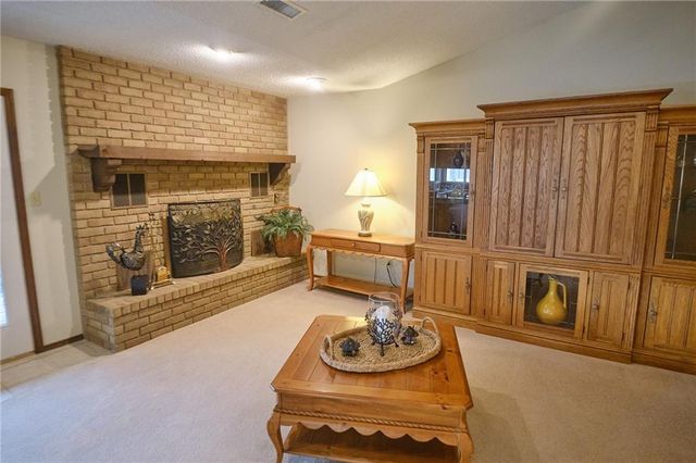 2614 S Stilwell Street, Pittsburg, KS 66762