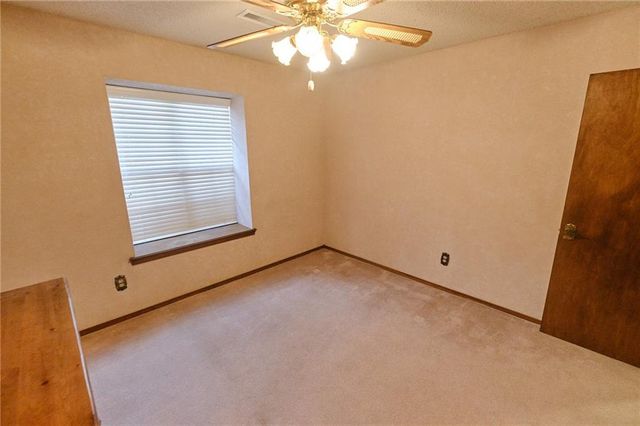 2614 S Stilwell Street, Pittsburg, KS 66762