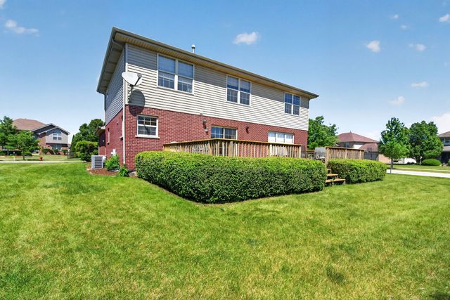 15711 Menominee Court, Manhattan, IL 60442