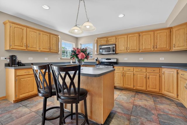 15711 Menominee Court, Manhattan, IL 60442