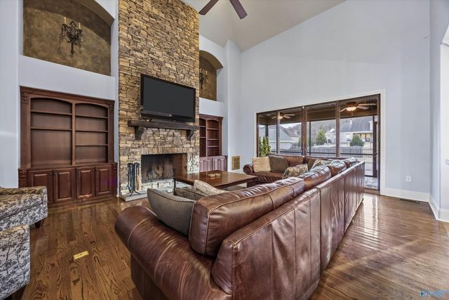 35 Mcmullen Lane SE, Gurley, AL 35748