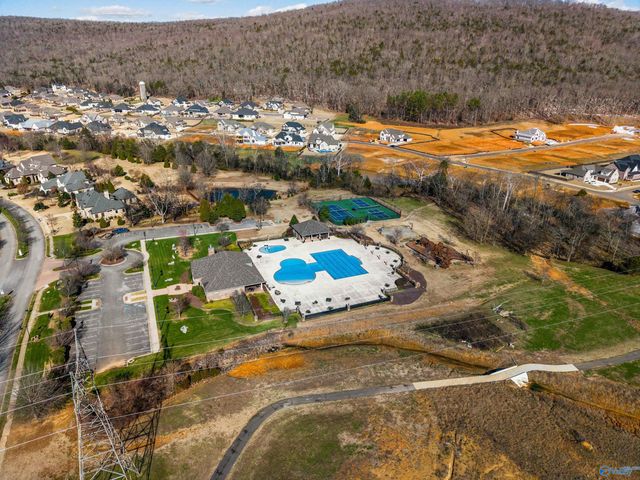 35 Mcmullen Lane SE, Gurley, AL 35748