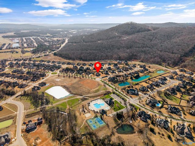 35 Mcmullen Lane SE, Gurley, AL 35748