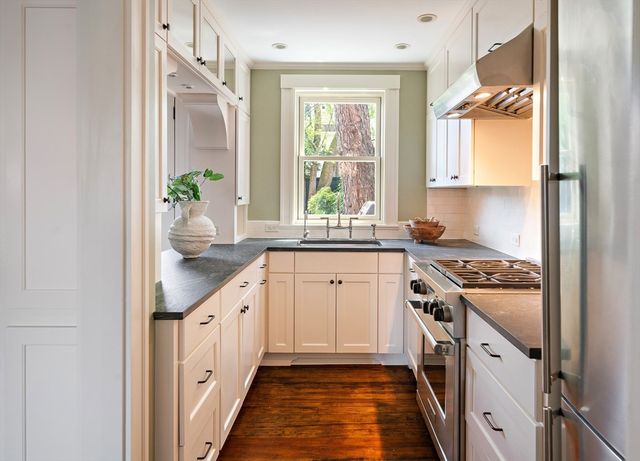 115 Baldwin St, Boston, MA 02129