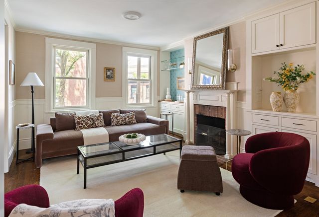 115 Baldwin St, Boston, MA 02129
