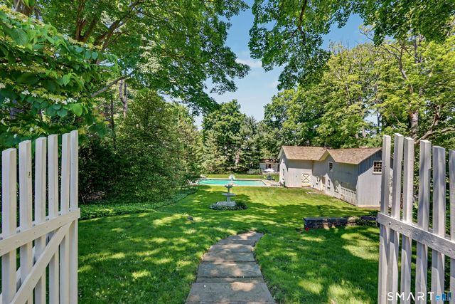 406 Harbor Road, Fairfield, CT 06890