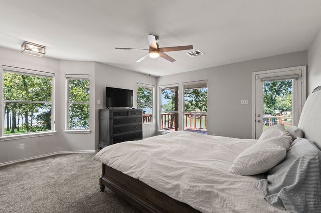 5366 Point LaVista, Malakoff, TX 75148