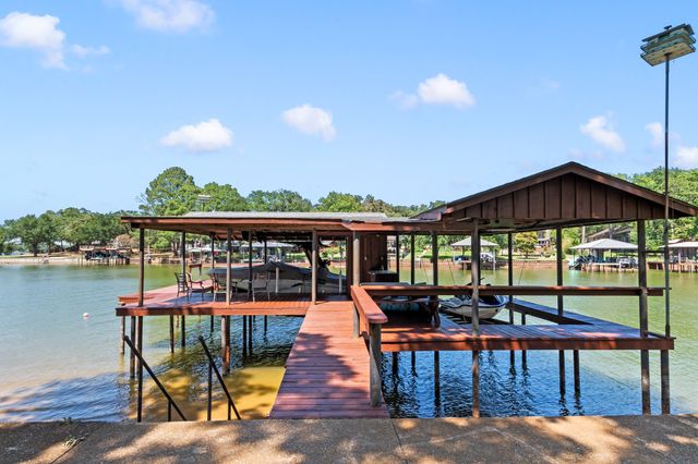 5366 Point LaVista, Malakoff, TX 75148