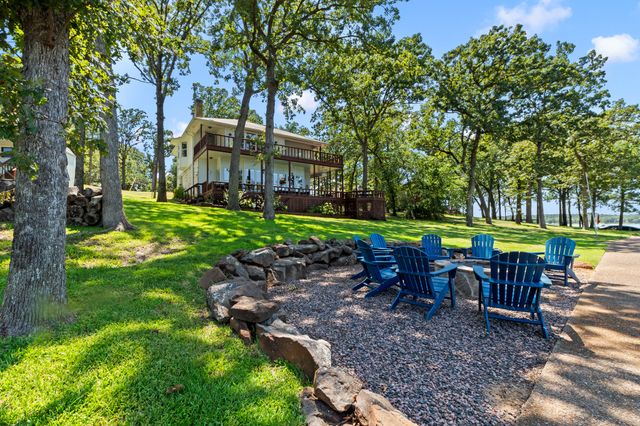 5366 Point LaVista, Malakoff, TX 75148