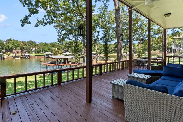 5366 Point LaVista, Malakoff, TX 75148