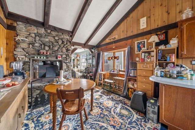 12 Williams Ave, Plymouth, MA 02360