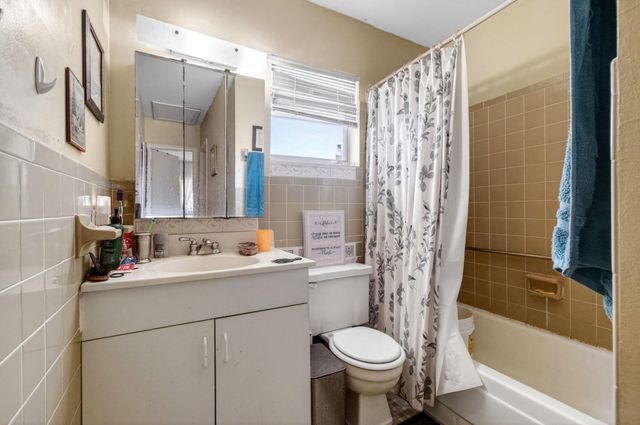 2101 NE 1st Court 204, Boynton Beach, FL 33435