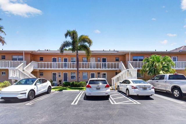2101 NE 1st Court 204, Boynton Beach, FL 33435