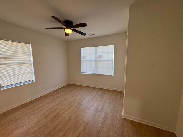 33 N MERTON ST, Memphis, TN 38112