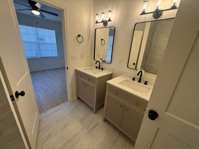 33 N MERTON ST, Memphis, TN 38112