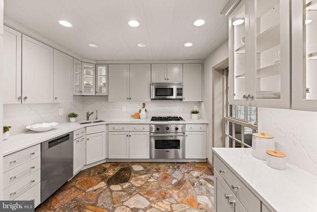 403 S FAIRFAX ST, Alexandria, VA 22314