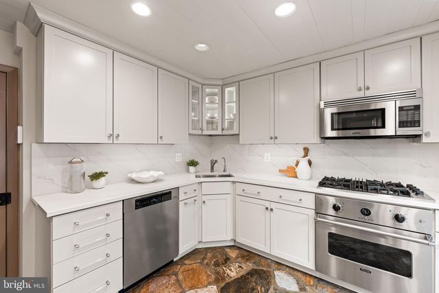 403 S FAIRFAX ST, Alexandria, VA 22314