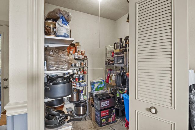 318 Senate Drive, Frankfort, KY 40601