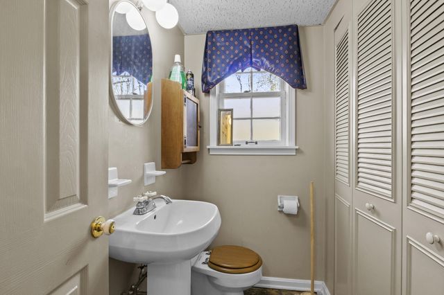 318 Senate Drive, Frankfort, KY 40601