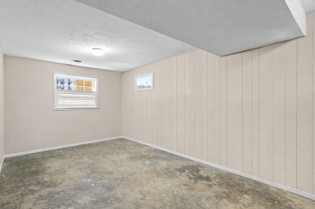 318 Senate Drive, Frankfort, KY 40601