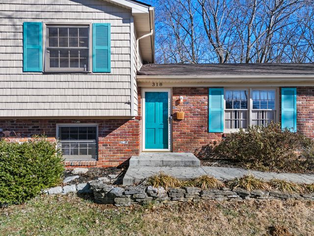 318 Senate Drive, Frankfort, KY 40601