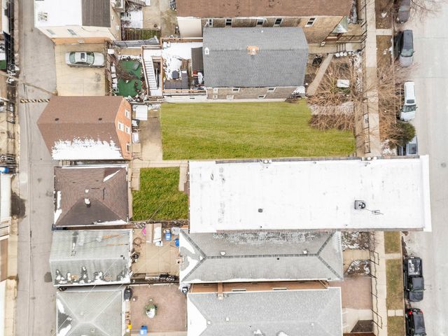 3653 S WOOD Street, Chicago, IL 60609