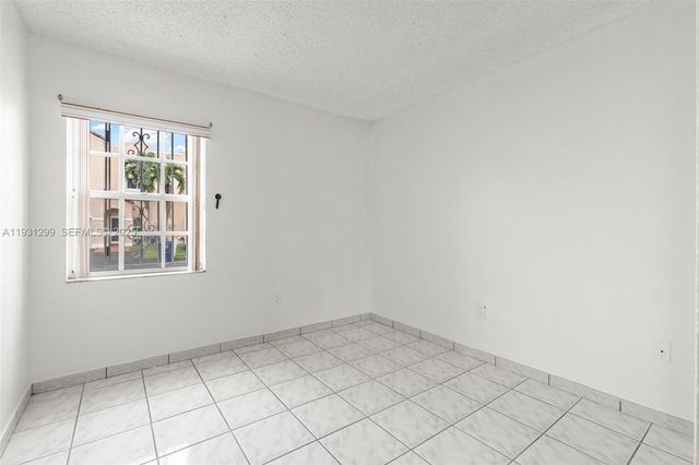 12450 NW 7th Ln, Miami, FL 33182