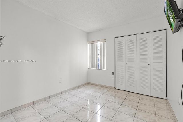 12450 NW 7th Ln, Miami, FL 33182