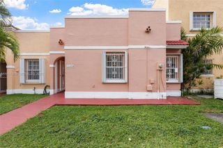 12450 NW 7th Ln, Miami, FL 33182