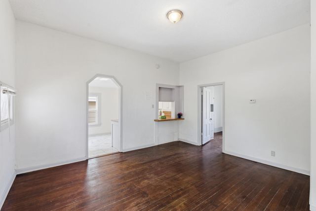 203 N MILLWOOD STREET, Wichita, KS 67203