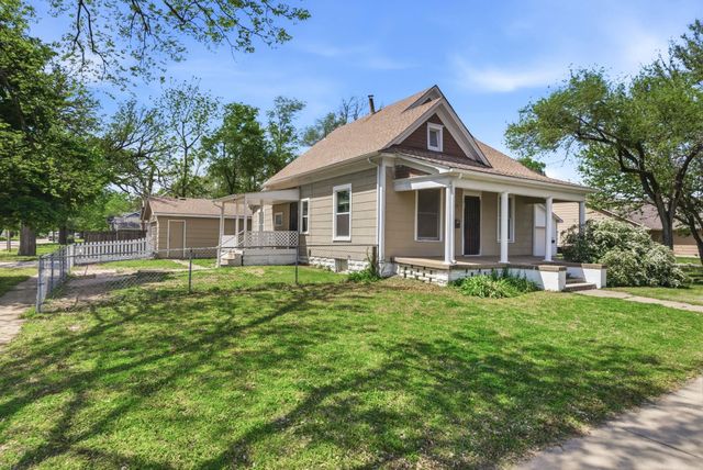 203 N MILLWOOD STREET, Wichita, KS 67203