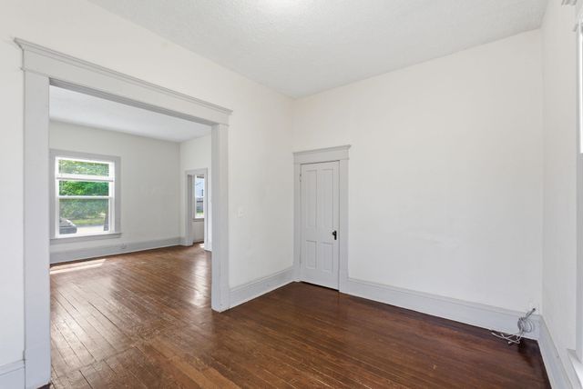 203 N MILLWOOD STREET, Wichita, KS 67203