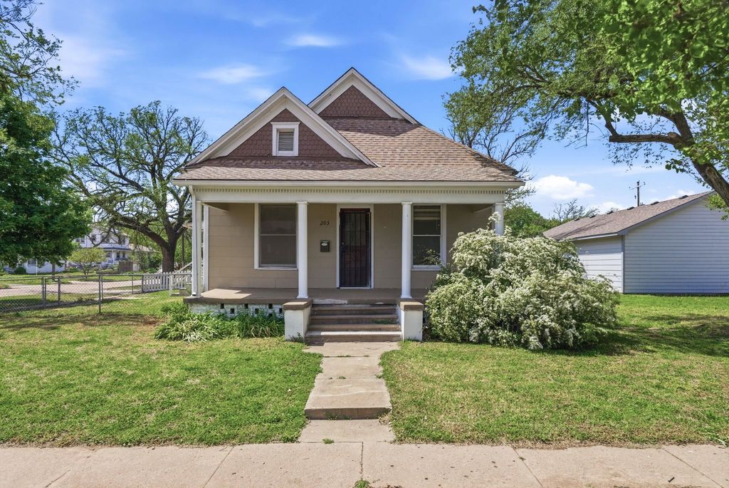 203 N MILLWOOD STREET, Wichita, KS 67203