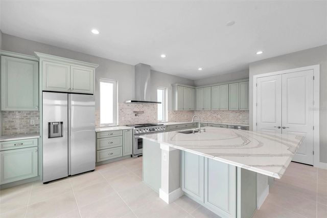 6023 CAT CLAW LANE, Bradenton, FL 34210