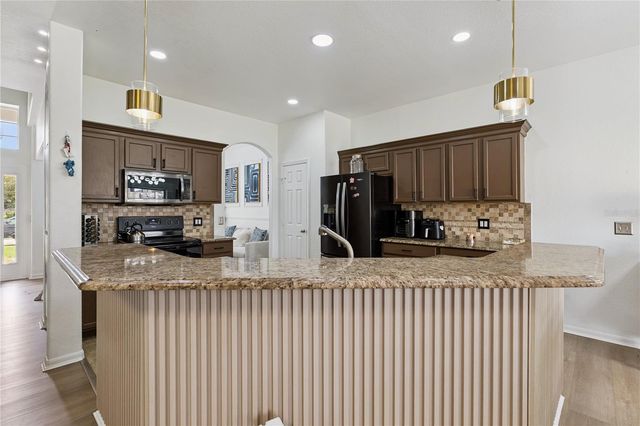 233 TOWERVIEW DRIVE E, Haines City, FL 33844