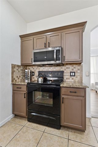 233 TOWERVIEW DRIVE E, Haines City, FL 33844