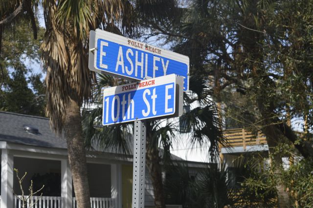 916 E Ashley Avenue, Folly Beach, SC 29439