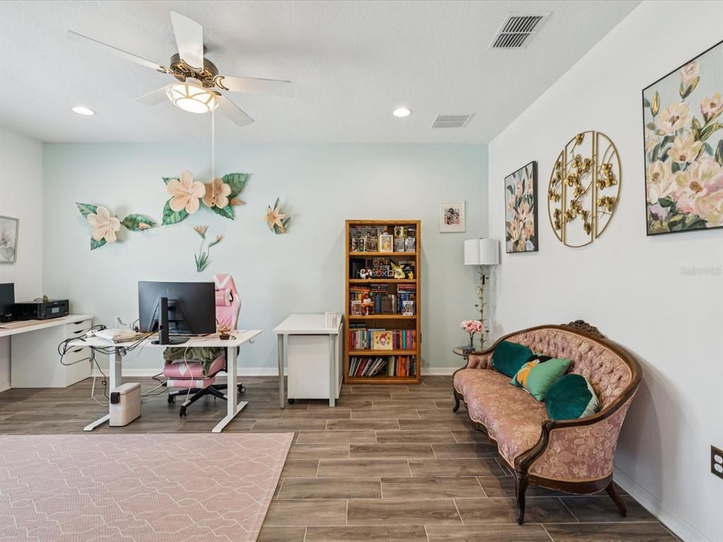 Image 17 of property listing at 12466 ROSEPINE PLACE, Riverview, FL 33579