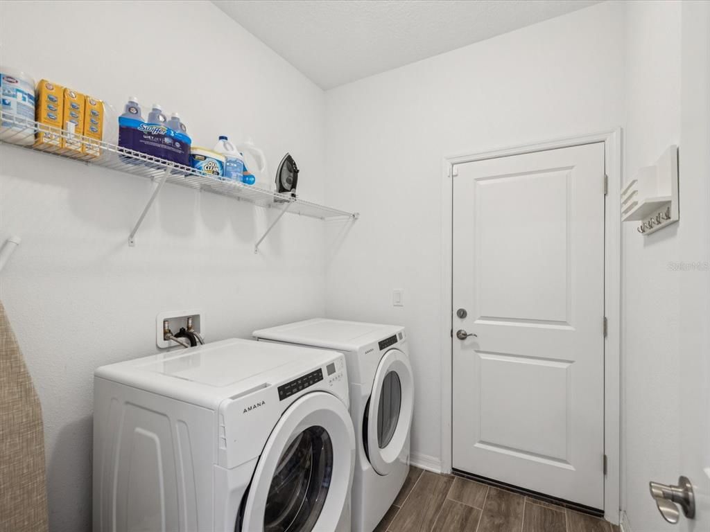 Image 37 of property listing at 12466 ROSEPINE PLACE, Riverview, FL 33579