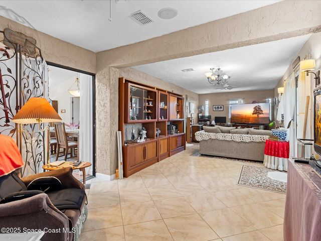 851 Juniper Circle, Rockledge, FL 32955