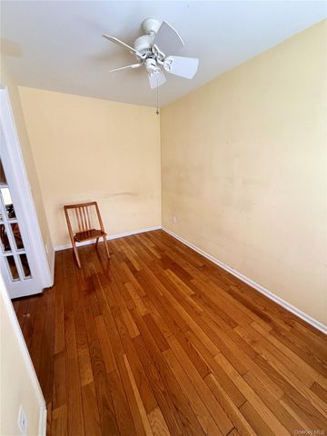 20 Foxwood Drive 1, Pleasantville, NY 10570