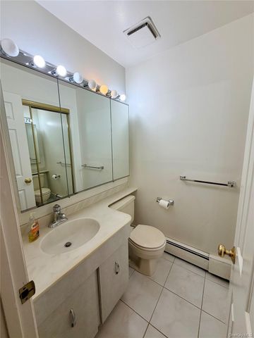 20 Foxwood Drive 1, Pleasantville, NY 10570