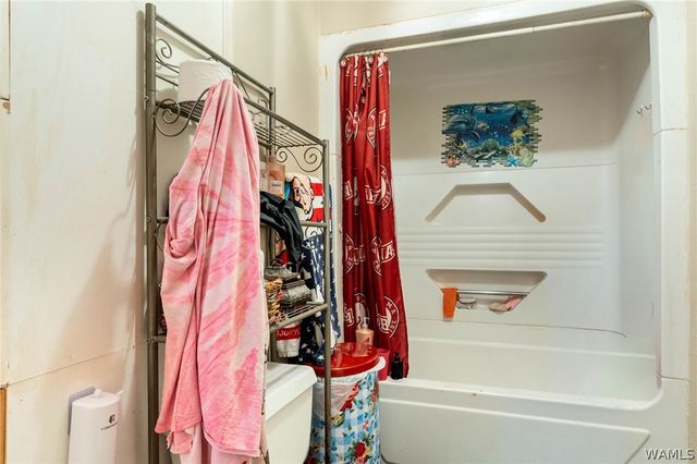 712 Crescent Ridge Rd E, Tuscaloosa, AL 35404