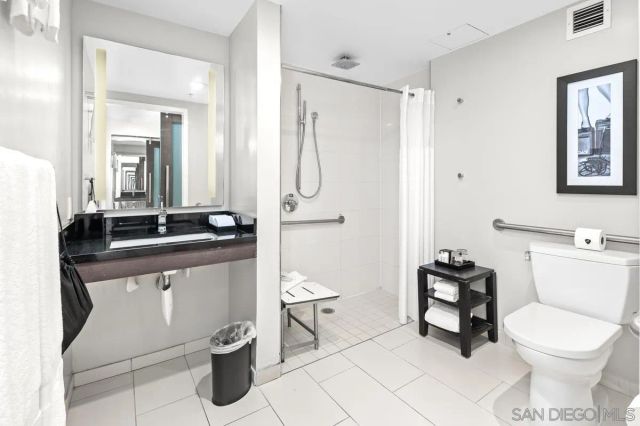 207 5Th Ave 1033, San Diego, CA 92101