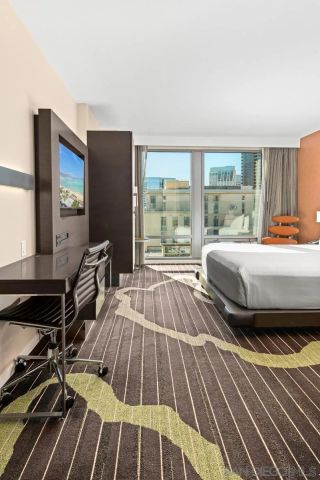 207 5Th Ave 1033, San Diego, CA 92101