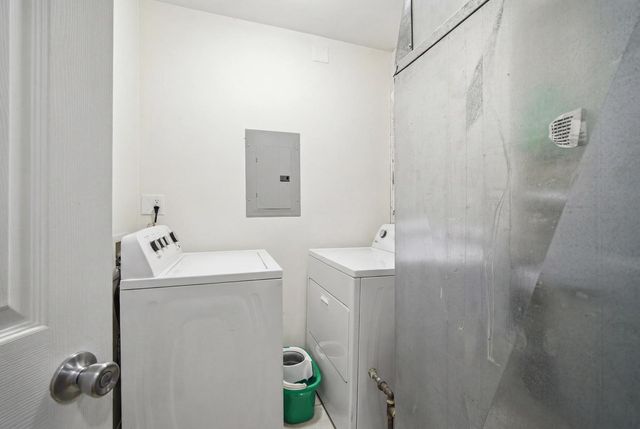 3505 W Le Moyne Street, Chicago, IL 60651